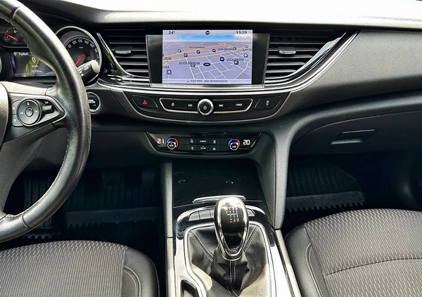 Opel Insignia cena 57999 przebieg: 221226, rok produkcji 2017 z Swarzędz małe 781